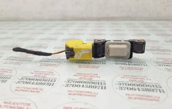 Volkswagen Touareg I Airbag deployment crash/impact sensor 4B0959643E
