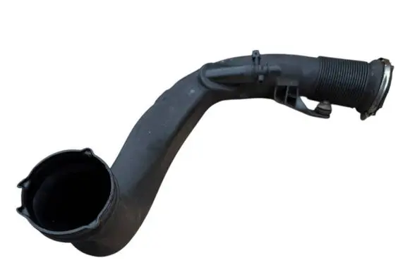 Volvo V60 Intercooler hose/pipe 31325985