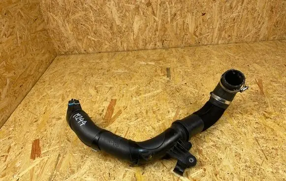 Volkswagen Golf VIII Intercooler hose/pipe 5WA145828E 5WA145762E