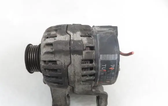 Opel Corsa B Generator/alternator 0123110008 90561967