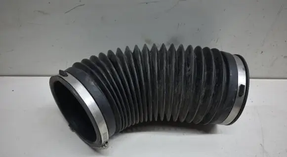 Dodge Grand Caravan Air intake hose/pipe 04861732AC