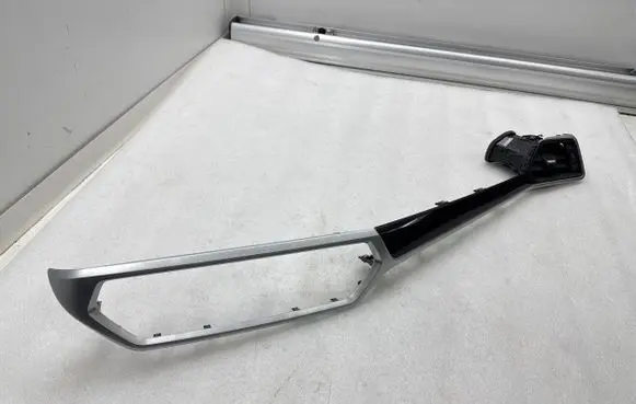 BMW 3 G20 G21 Dashboard glove box trim 9891747