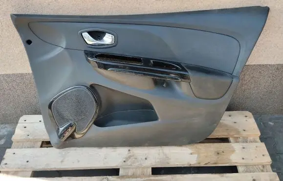 Renault Clio IV Front door card panel trim 809004539R