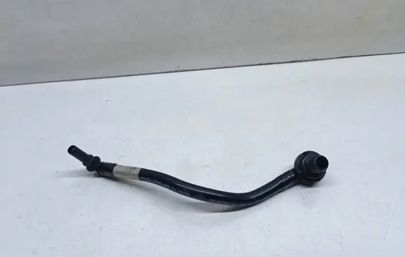 BMW 3 F30 F35 F31 Breather/breather pipe/hose 7613026
