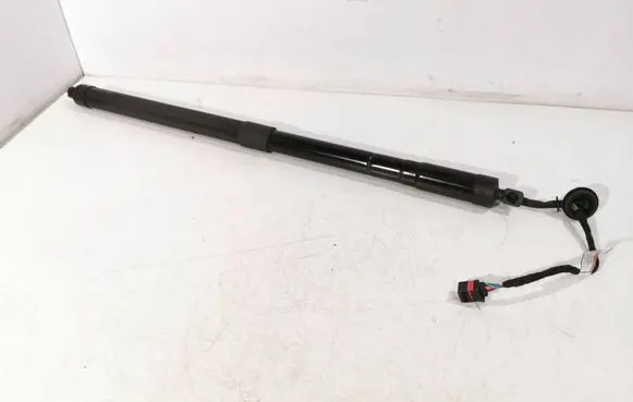 Volvo XC40 Tailgate/trunk strut/damper 32384409 01062023