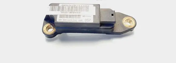 Mercedes-Benz C W203 Airbag deployment crash/impact sensor 0018204426