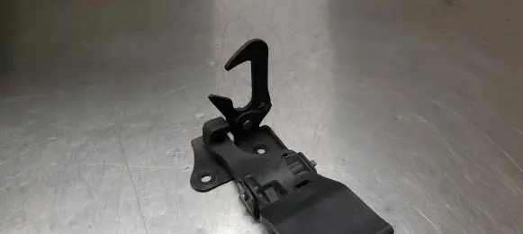 Audi A1 Engine bonnet/hood lock/latch loop/hook 8X0823480A