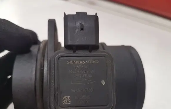 Citroen C6 Mass air flow meter 9645948780