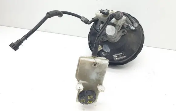 Ford Kuga II Brake booster 