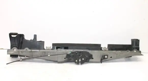 Nissan Qashqai Top upper radiator support slam panel