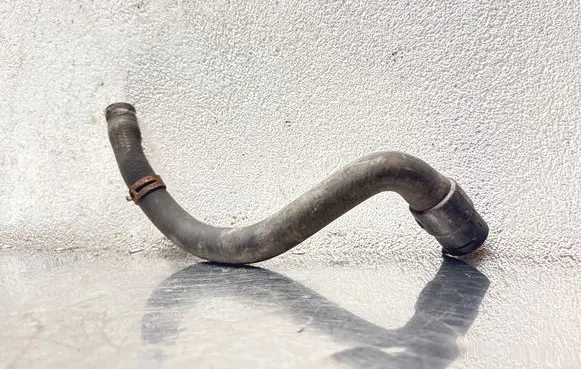 Opel Corsa C Coolant pipe/hose 24422576