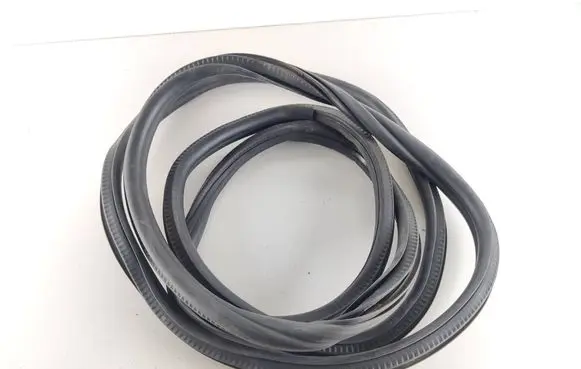 Mercedes-Benz Vito Viano W447 Sliding door rubber seal 