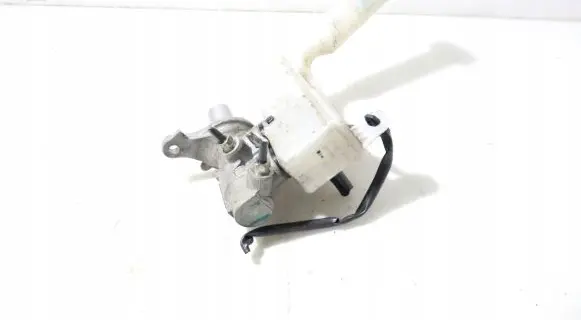 Master brake cylinder