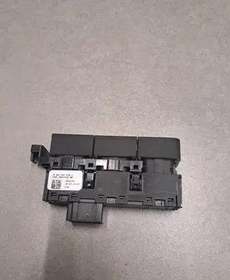 Volkswagen Golf VII Parking (PDC) sensor switch 5G1927238E 10204042