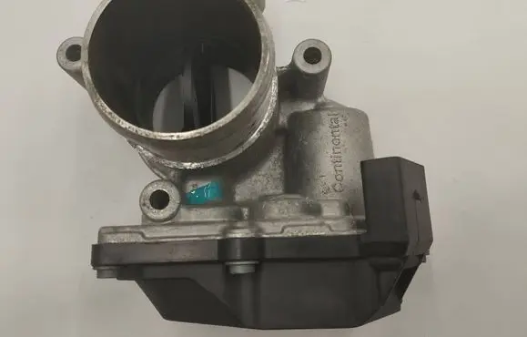 Volkswagen PASSAT B7 Throttle valve 03L128063T A2C83076400 1507140103