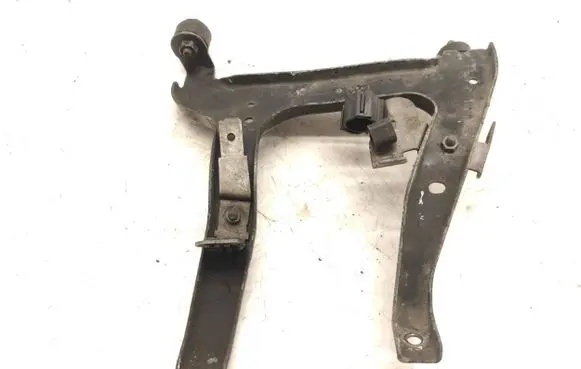 Audi A3 S3 A3 Sportback 8P Engine mounting bracket 06F129723B