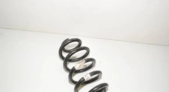 BMW 2 F46 Rear coil spring 6866768 33536866768
