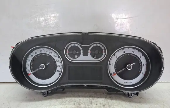 Fiat 500L Speedometer (instrument cluster) S27647124 52056255