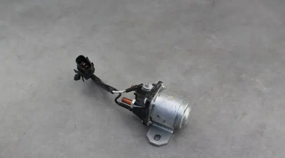 Mitsubishi Pajero Other relay MD342751