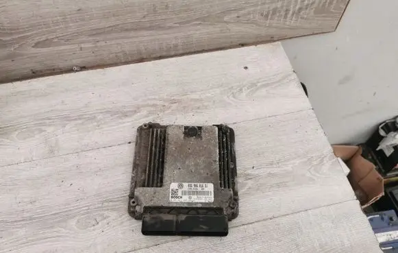 Skoda Octavia Mk2 (1Z) Engine control unit/module 03G906016DJ