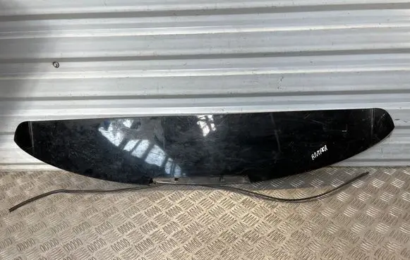 Tailgate/trunk spoiler