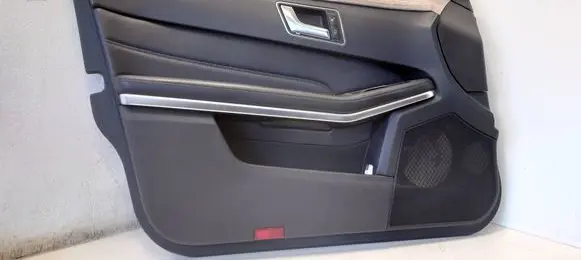 Mercedes-Benz E W212 Front door card panel trim 