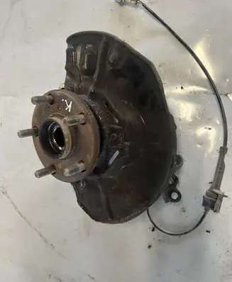 Front wheel hub spindle knuckle