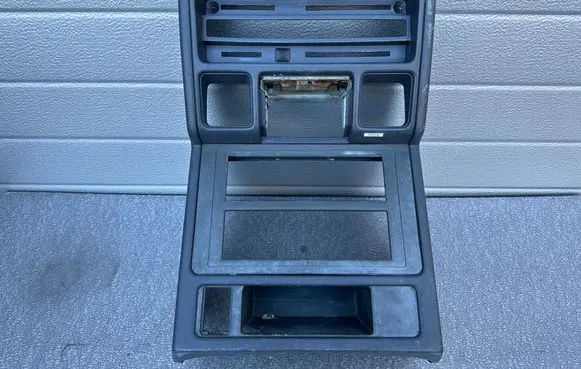 Mitsubishi Pajero Other dashboard part MB701878