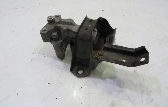 Nissan Micra Engine mount vacuum valve GMAUTO4574097