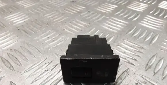 Volkswagen Touareg I Seat heating switch 7L6963563