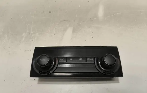 BMW 7 F01 F02 F03 F04 Climate control unit 9228395 0000088892 900253840019
