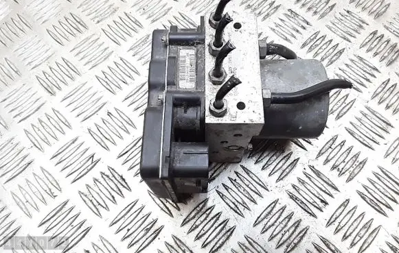 BMW X3 E83 ABS Pump