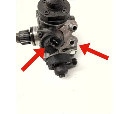 Audi A6 C7 Fuel injection high pressure pump 059130755CC 0445010691