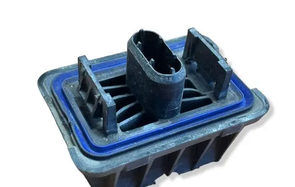 BMW 6 F06 Gran coupe Jacking socket point 7042974