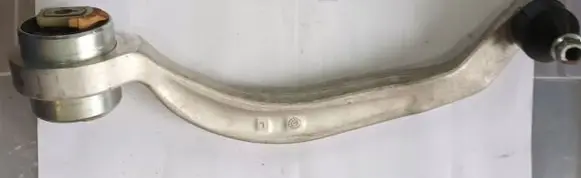 Volkswagen PASSAT B5.5 Front control arm 8E0407694AG