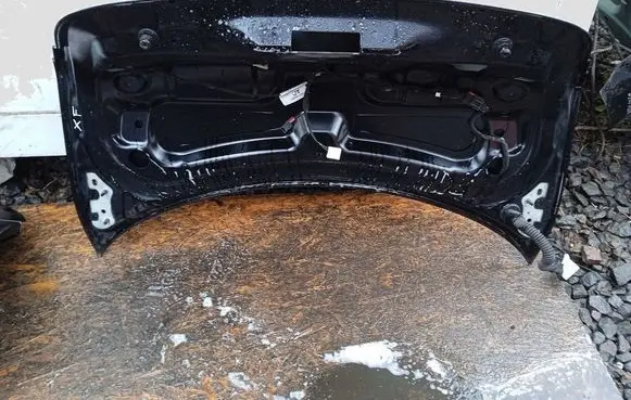 Jaguar XF X250 Tailgate/trunk/boot lid