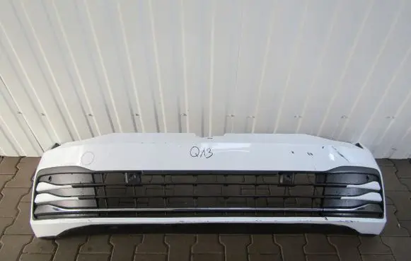 Volkswagen Golf VIII Front bumper 5H0807221
