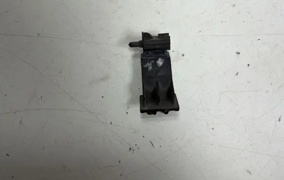 Ford Mustang VI Outside/exterior temperature sensor FR3T12B664AB
