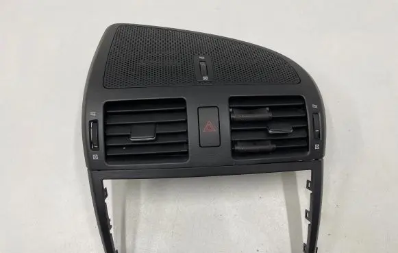 Toyota Avensis T270 Dash center air vent grill 5567005090