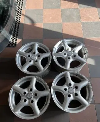 BMW 5 E34 R15 alloy rim 44102 KBA44102