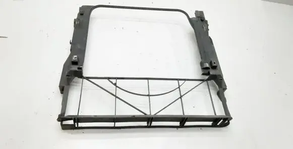 BMW X5 E53 Radiator cooling fan shroud 1439105 17101439105