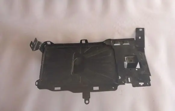 Citroen C4 II Picasso Battery box tray 
