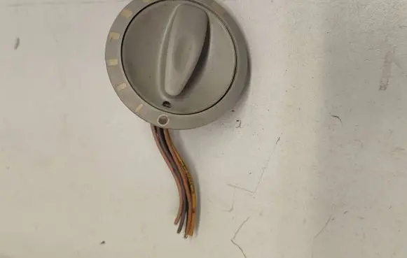Peugeot 407 Sunroof switch 96413719 M6187