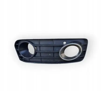 Audi A5 Front grill 8T0807682D