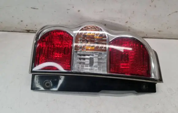 Suzuki Grand Vitara II Rear/tail lights 3560364J1L 1550