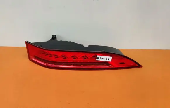 Jaguar F-Pace Rear/tail lights HK8313404