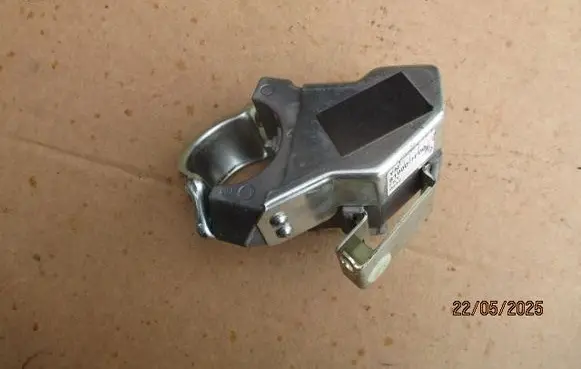 Hyundai ix20 Ignition lock 819001P000