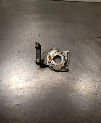 Peugeot 3008 I Fuel pump bracket 9654959880