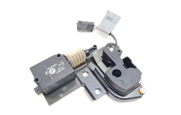 BMW 5 E39 Tailgate window lock/catch/latch 8355127 8120419 8360193