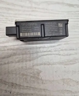 Volvo V70 Door central lock control unit/module 31252988 434WWYEUCD